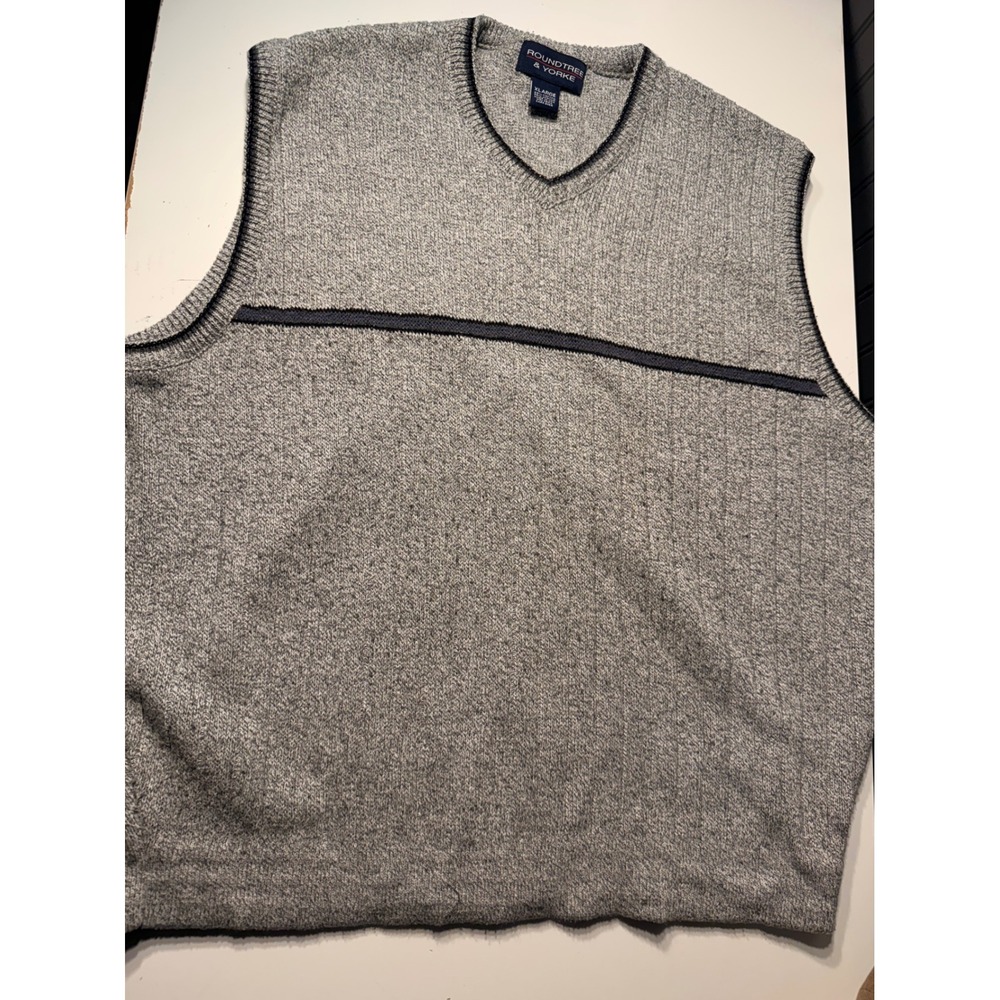 Vintage Roundtree & Yorke Sweater Vest Mens XL cable Knit USA Pullover 90s gray